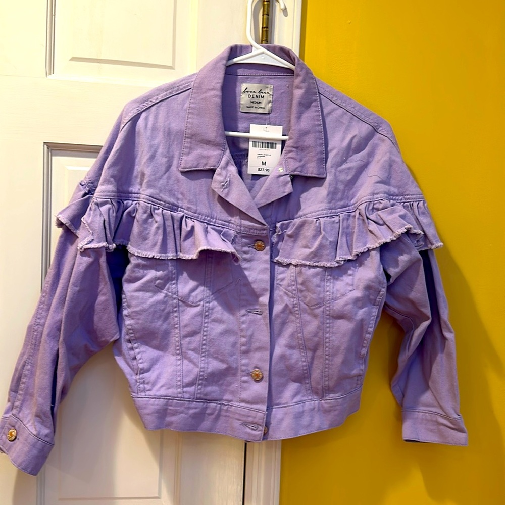 NWT Love Tree denim purple cropped jean jacket, size medium.